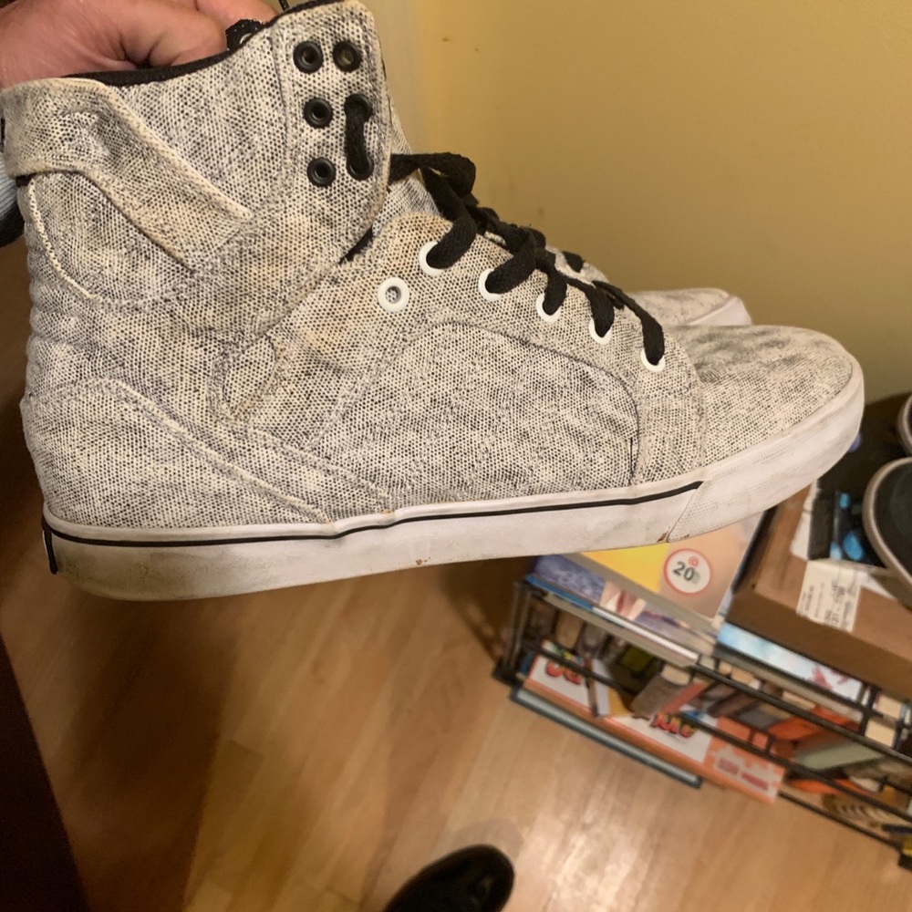 Supra muska